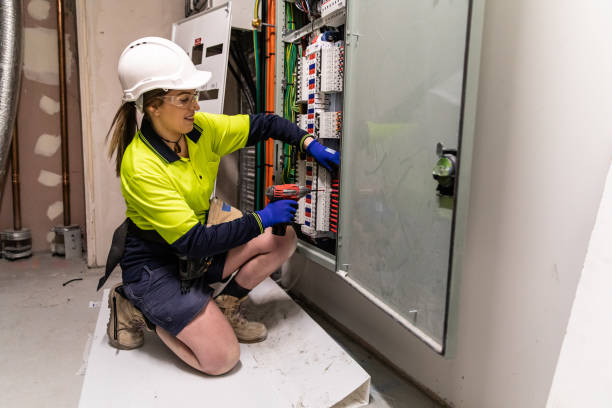 Best Electrical Repair Services  in Kennewick, WA